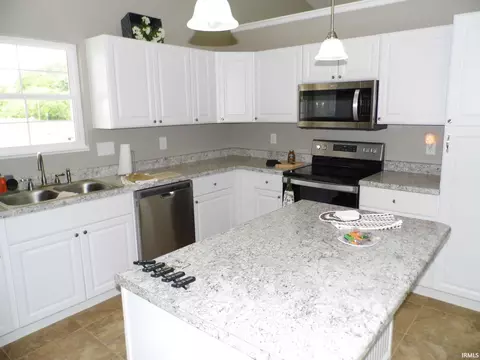 1165 E Main St, Delphi, IN 46923 photo 10