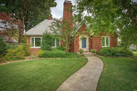 804 S Saint James Blvd, Evansville, IN 47714
