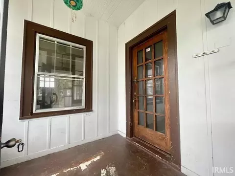 809 E Main St, Muncie, IN 47305 photo 4