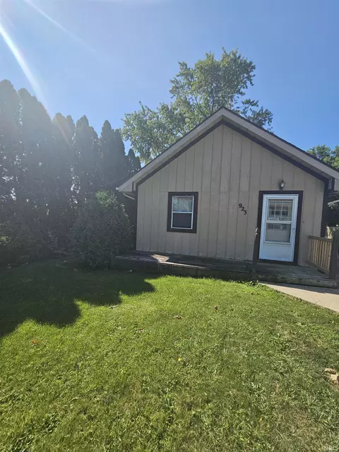 923 Elmer Ave, Fort Wayne, IN 46808