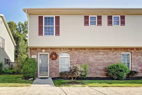 3499 S Oaklawn Cir, Bloomington, IN 47401