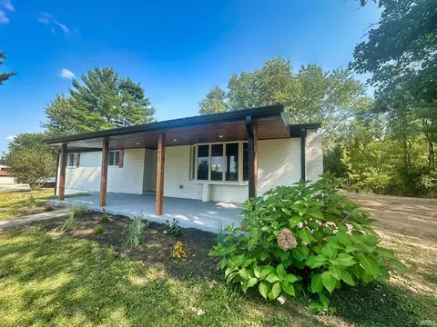 682 Rager Rd, Mitchell, IN 47446 photo 5