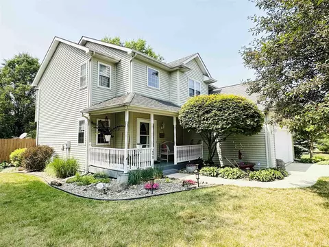 208 Taylors Way St, North Liberty, IN 46554