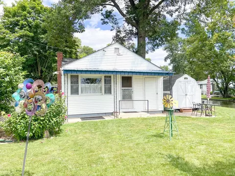 0163 W Shady Dr, Rome City, IN 46784