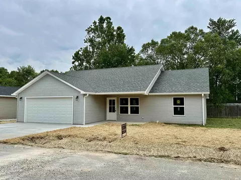 399 Hel Mar Dr, Mitchell, IN 47446 photo 1