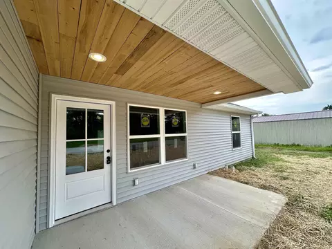 399 Hel Mar Dr, Mitchell, IN 47446 photo 2