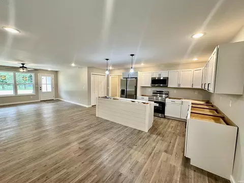 399 Hel Mar Dr, Mitchell, IN 47446 photo 6