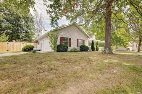 2811 E David Dr, Bloomington, IN 47401 photo 2