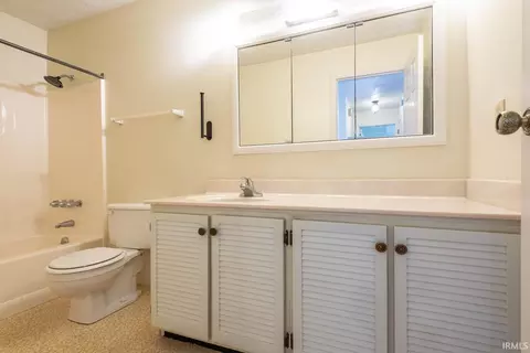 1114 E Regency Dr, Bloomington, IN 47401 photo 23