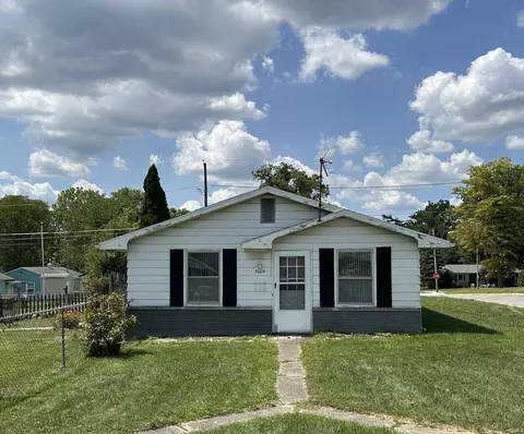 5004 S Harrison St, Fort Wayne, IN 46807