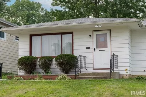 914 Eckman St, South Bend, IN 46614 photo 2