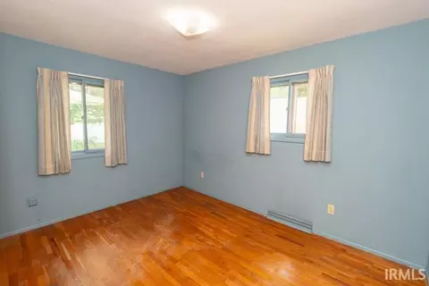 914 Eckman St, South Bend, IN 46614 photo 10