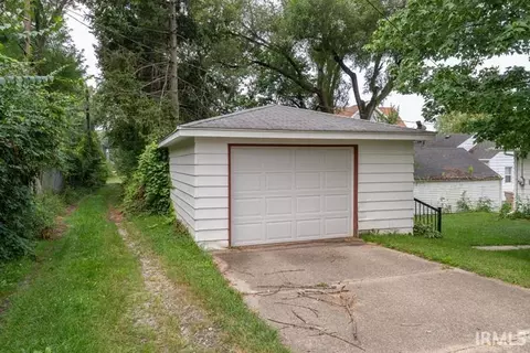 914 Eckman St, South Bend, IN 46614 photo 26