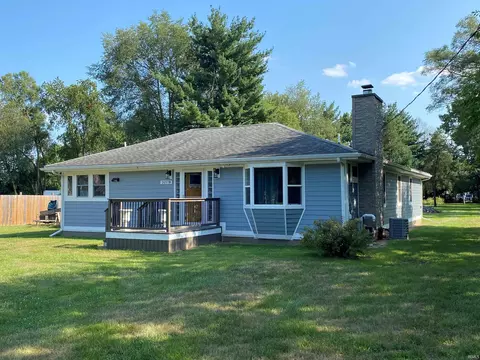 26578 Parkview Ave, Elkhart, IN 46514