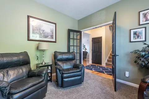 892 E Keenland Ct, Bloomington, IN 47401 photo 4