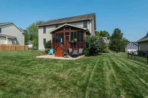 892 E Keenland Ct, Bloomington, IN 47401 photo 32