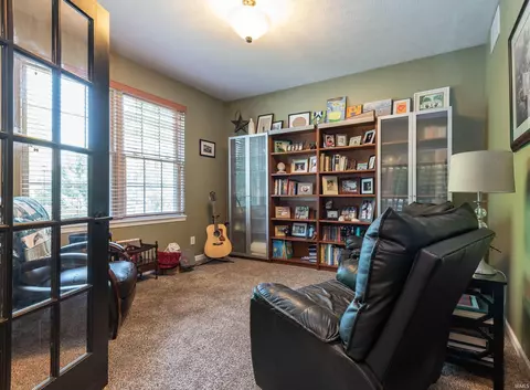 892 E Keenland Ct, Bloomington, IN 47401 photo 3