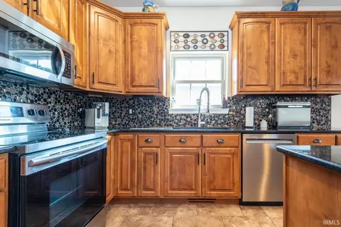 892 E Keenland Ct, Bloomington, IN 47401 photo 8