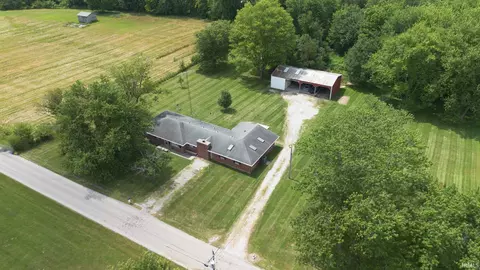 471 Parks Addition Rd, Mitchell, IN 47446 photo 3