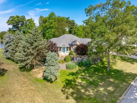 401 N Lincoln Park, Warsaw, IN 46582