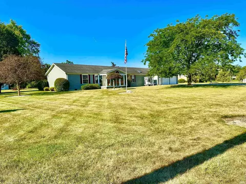 9049 W 1300 N, Elwood, IN 46036