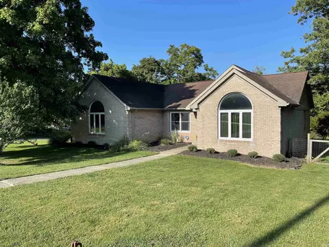 7592 S Strain Ridge Rd, Bloomington, IN 47401