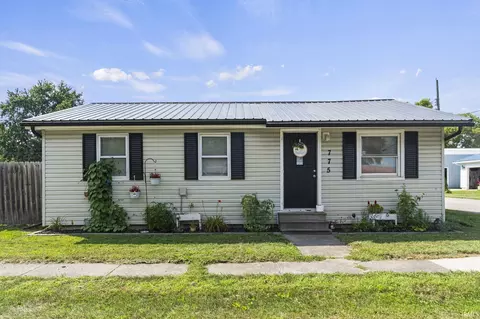 775 N Wayne St, Waterloo, IN 46793 photo 1