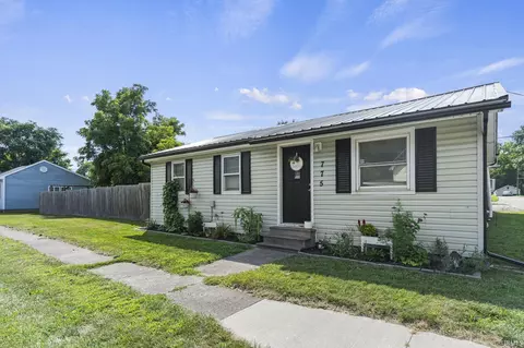 775 N Wayne St, Waterloo, IN 46793 photo 2
