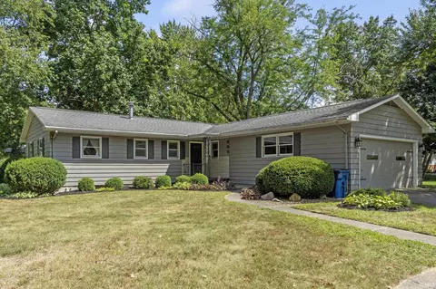 905 N Orchard Dr, North Manchester, IN 46962