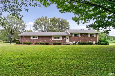 308 S White Church Rd, Princeton, IN 47670