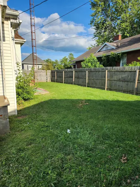 907 I St, Bedford, IN 47421 photo 26