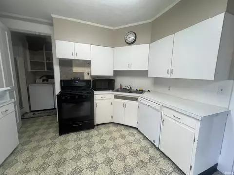 907 I St, Bedford, IN 47421 photo 4