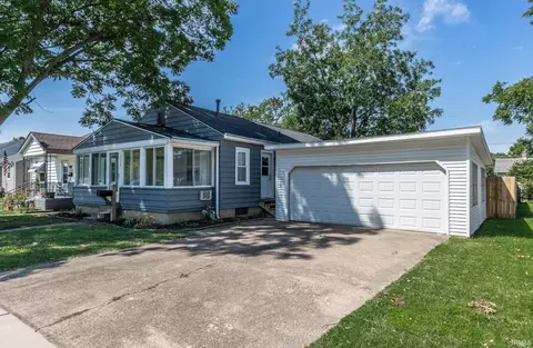 2804 Oakley St, Evansville, IN 47710