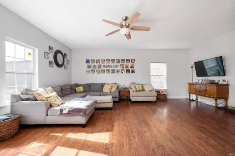 8342 S Canoe Trl, Pendleton, IN 46064 photo 10