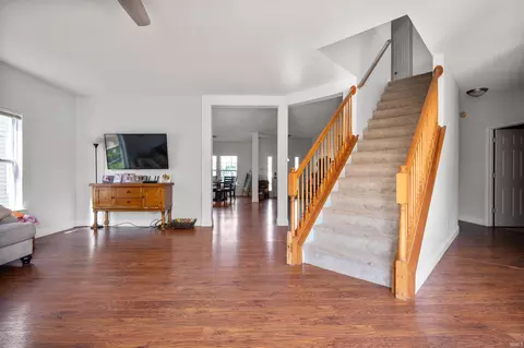 8342 S Canoe Trl, Pendleton, IN 46064 photo 9