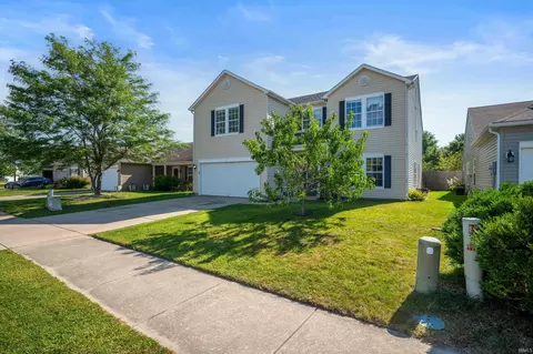 8342 S Canoe Trl, Pendleton, IN 46064 photo 2