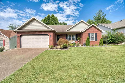 7830 Miranda Dr, Evansville, IN 47711
