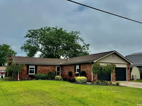 2106 Ford Ct, Rochester, IN 46975