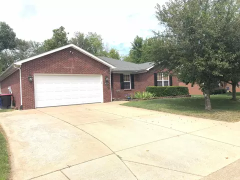 3328 Lost Creek Dr, Evansville, IN 47725