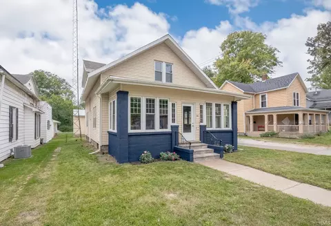 411 W Winona Ave, Warsaw, IN 46580
