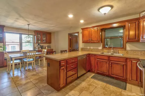 4494 Bern Strasse, Jasper, IN 47546 photo 4