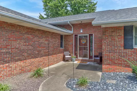 4494 Bern Strasse, Jasper, IN 47546 photo 2