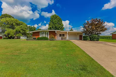 306 S Stout St, Princeton, IN 47670