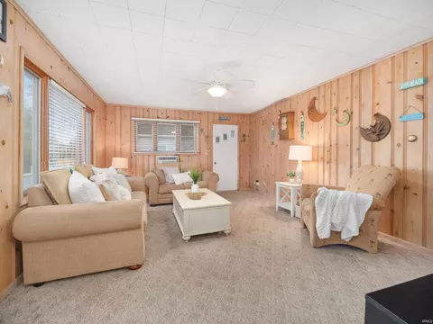 8174 E North Rd, Syracuse, IN 46567 photo 8