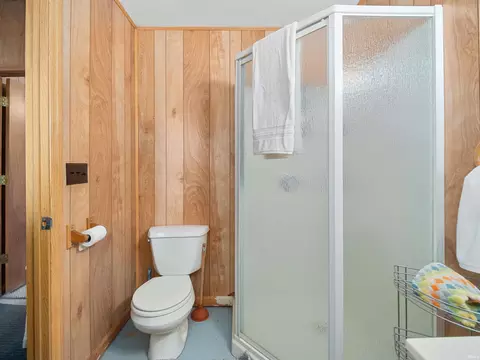 8174 E North Rd, Syracuse, IN 46567 photo 28