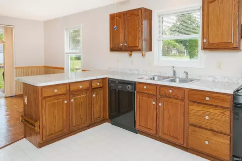 800 W Whitestone St, Bloomington, IN 47403 photo 10