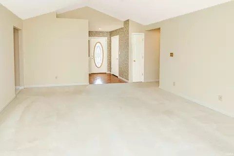 800 W Whitestone St, Bloomington, IN 47403 photo 5