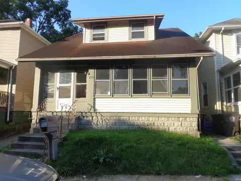 1225 W Wildwood Ave, Fort Wayne, IN 46807