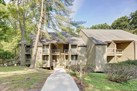 9354 S Lake Ridge Dr #75, Bloomington, IN 47401