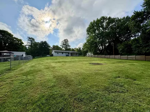 5128 S Harmony Rd, Bloomington, IN 47403 photo 10